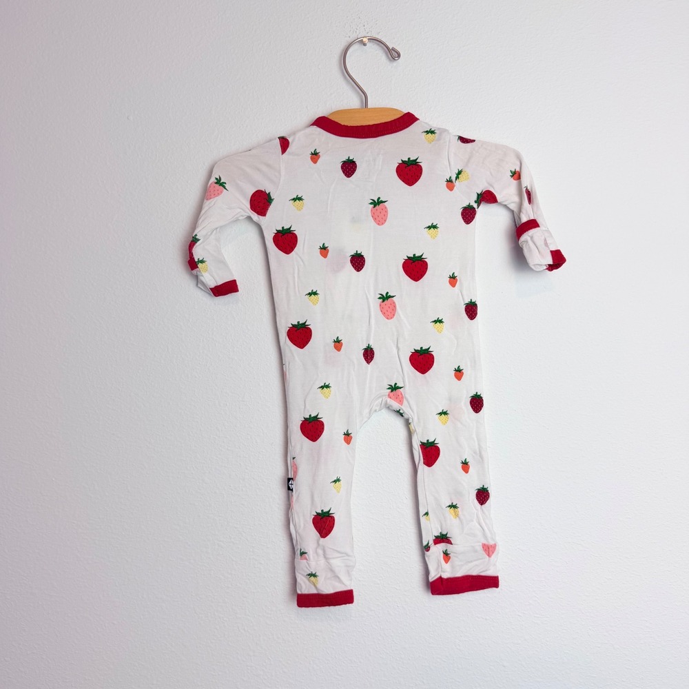 Kyte Baby Strawberry Bamboo Rayon Footless Romper Sleeper 0-3 Months White Red - Picture 3 of 6